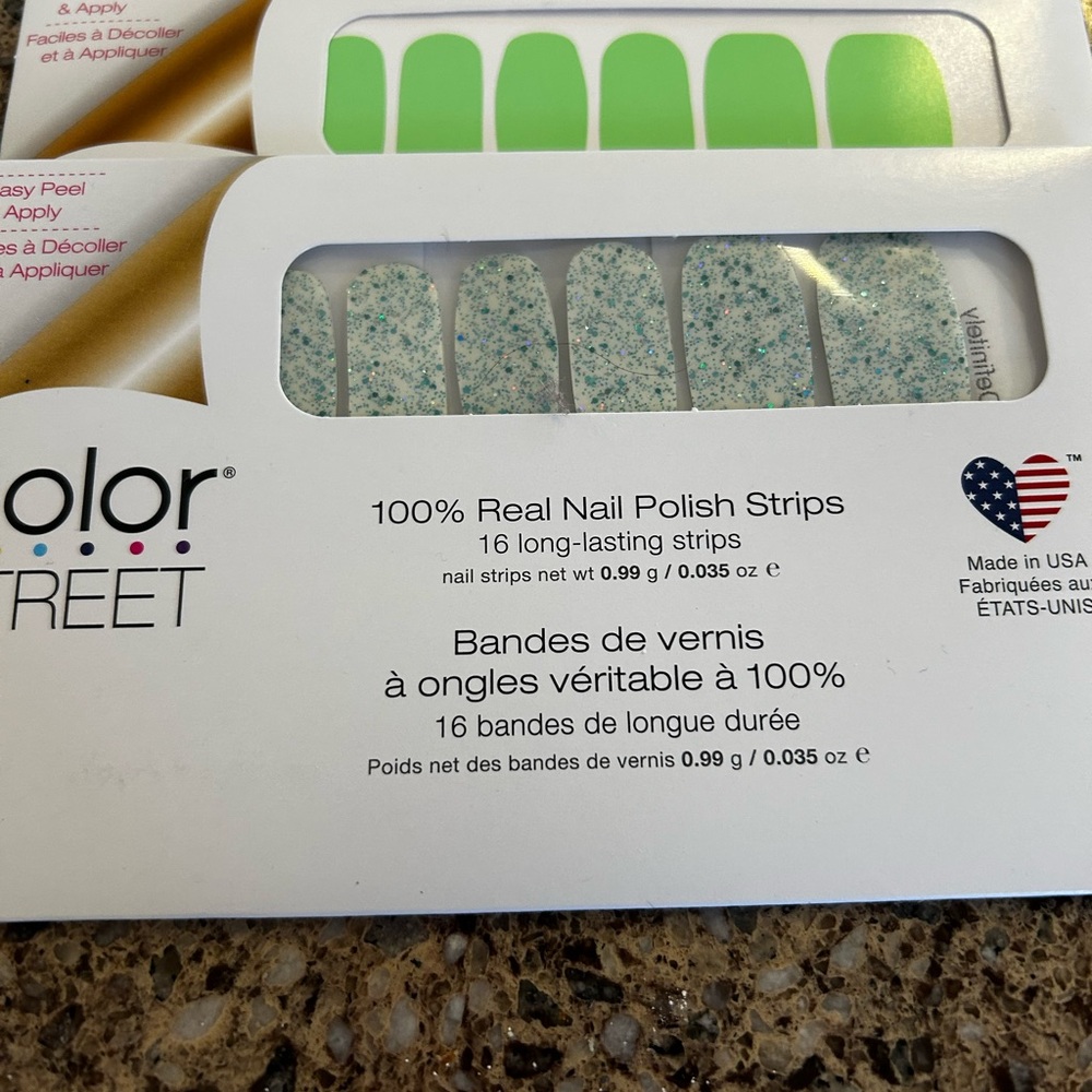 Color Street Nail Polish Strips- Most Definitely, Kilowatt